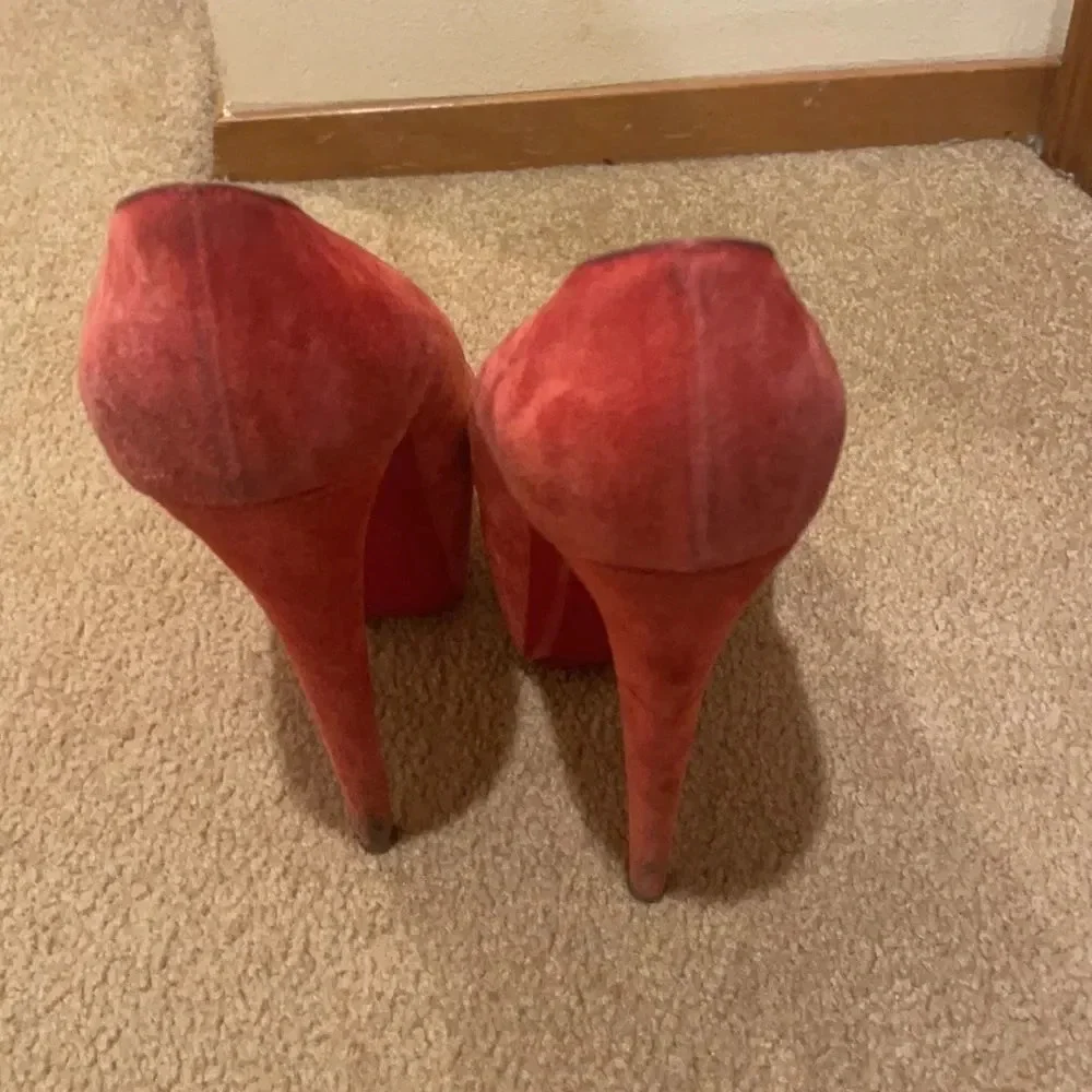 CHRISTIAN Louboutin suede pink platform stilettos